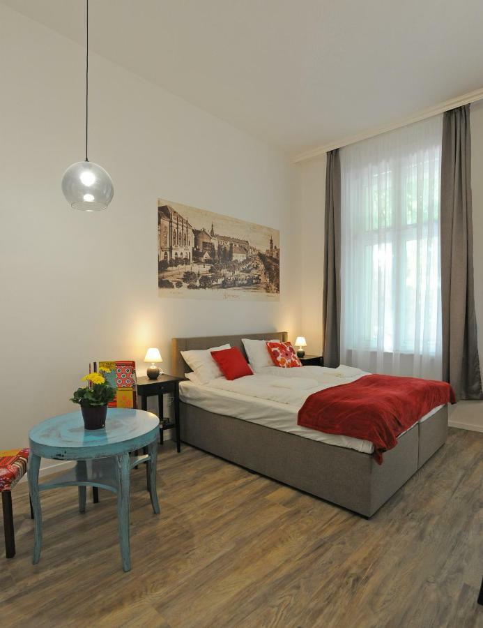 M37 Apartman เดเบรตเซน ภายนอก รูปภาพ