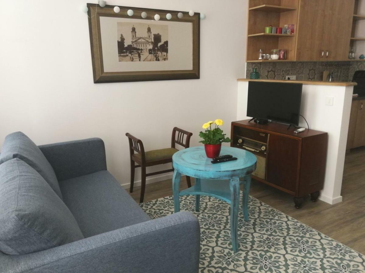 M37 Apartman เดเบรตเซน ภายนอก รูปภาพ